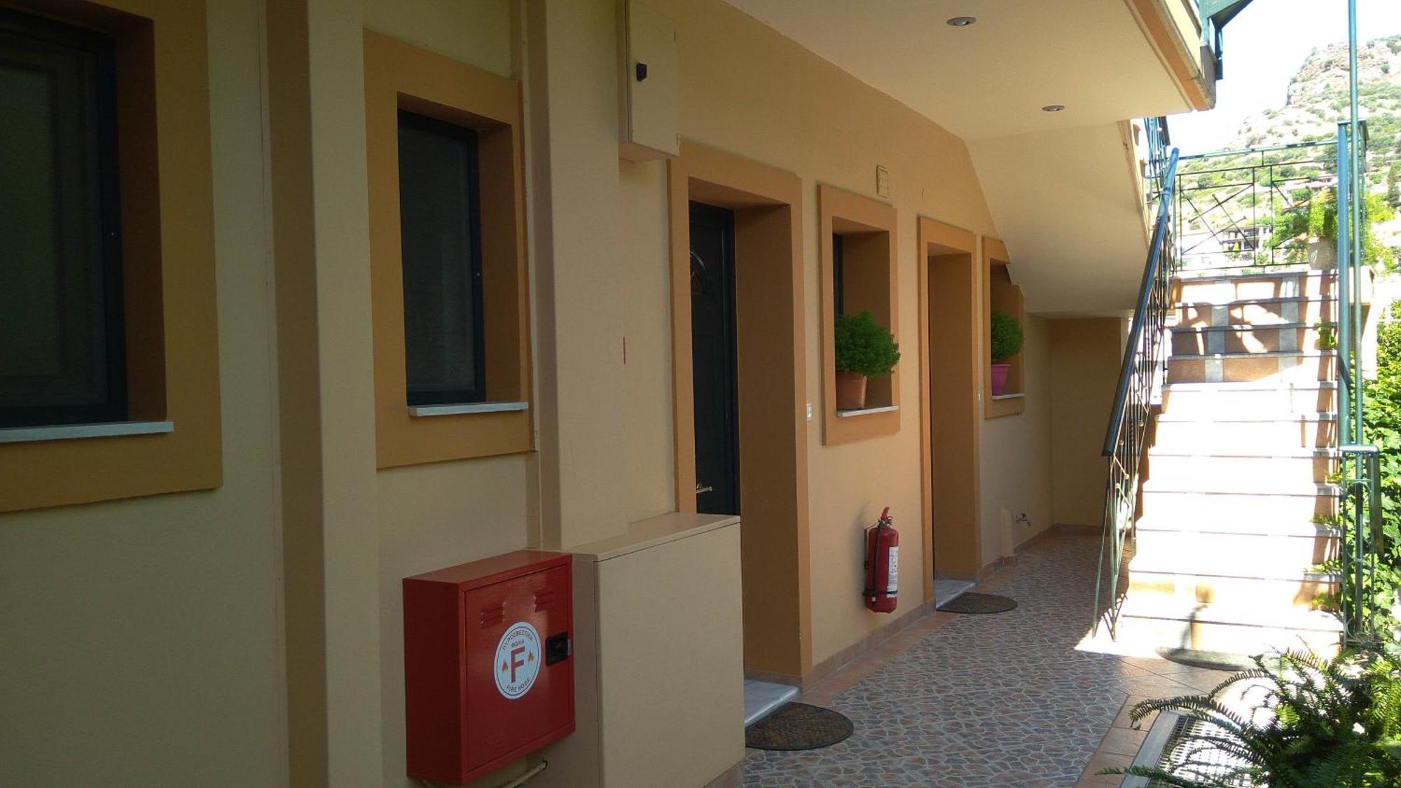 Nikolitsa Apartments Γλυφάδα Φωκίδας Εξωτερικό φωτογραφία